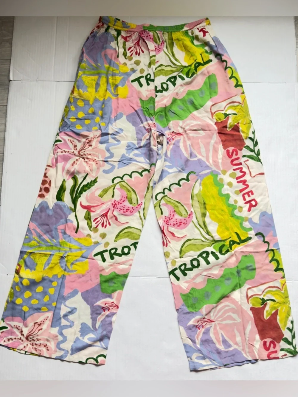 Tropical Wide-Leg Printed Pants - Pink Multi - Picture 6 of 12